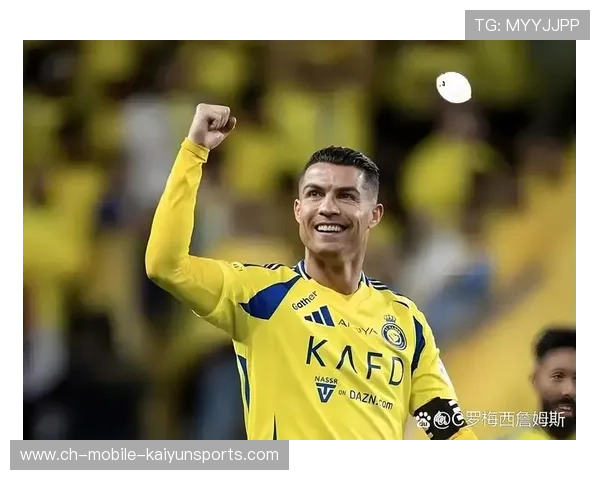 C罗进球太轻松：揭秘足球场上的超神瞬间