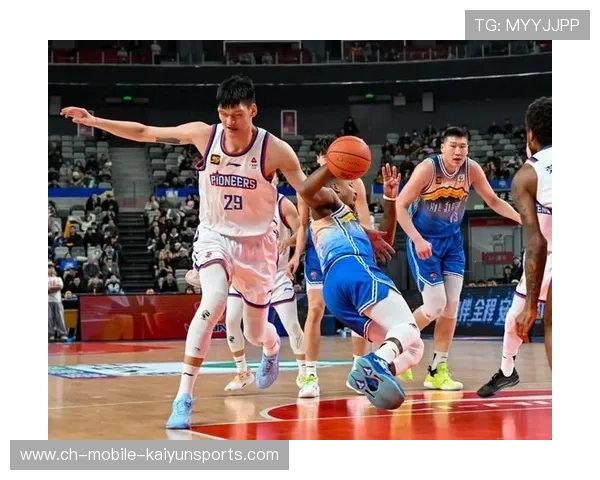 CBA球队体能强化训练全面加强,助力夺冠之路 CBA球队体能强化训练全面加强,助力夺冠之路