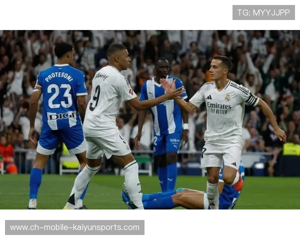 西甲皇马前场组织扎实，客场带走关键分数