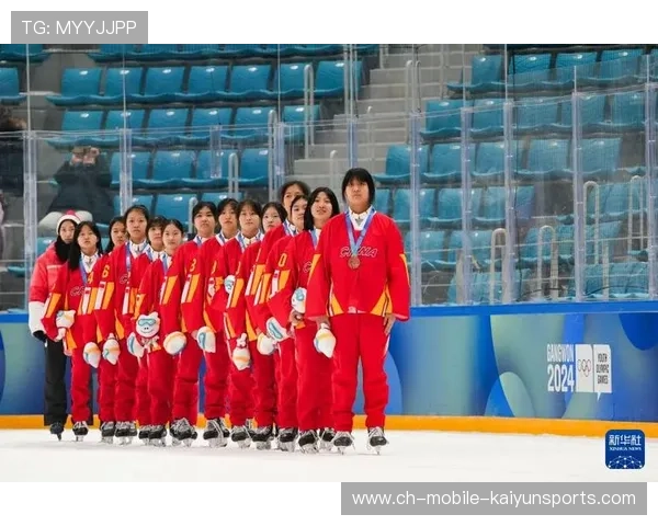 俄罗斯女冰挑战中国，亚洲女子冰球赛精彩对决上演，俄罗斯女子冰球队