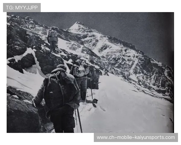 中国登山队在国际比赛中夺金增光，中国登山队再次登上素有地球