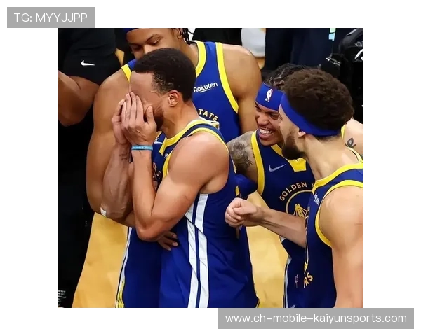 勇士109-108再胜马刺:库里满分队友五人及格四人崩盘 勇士109-108再胜马刺:库里满分队友五人及格四人崩盘