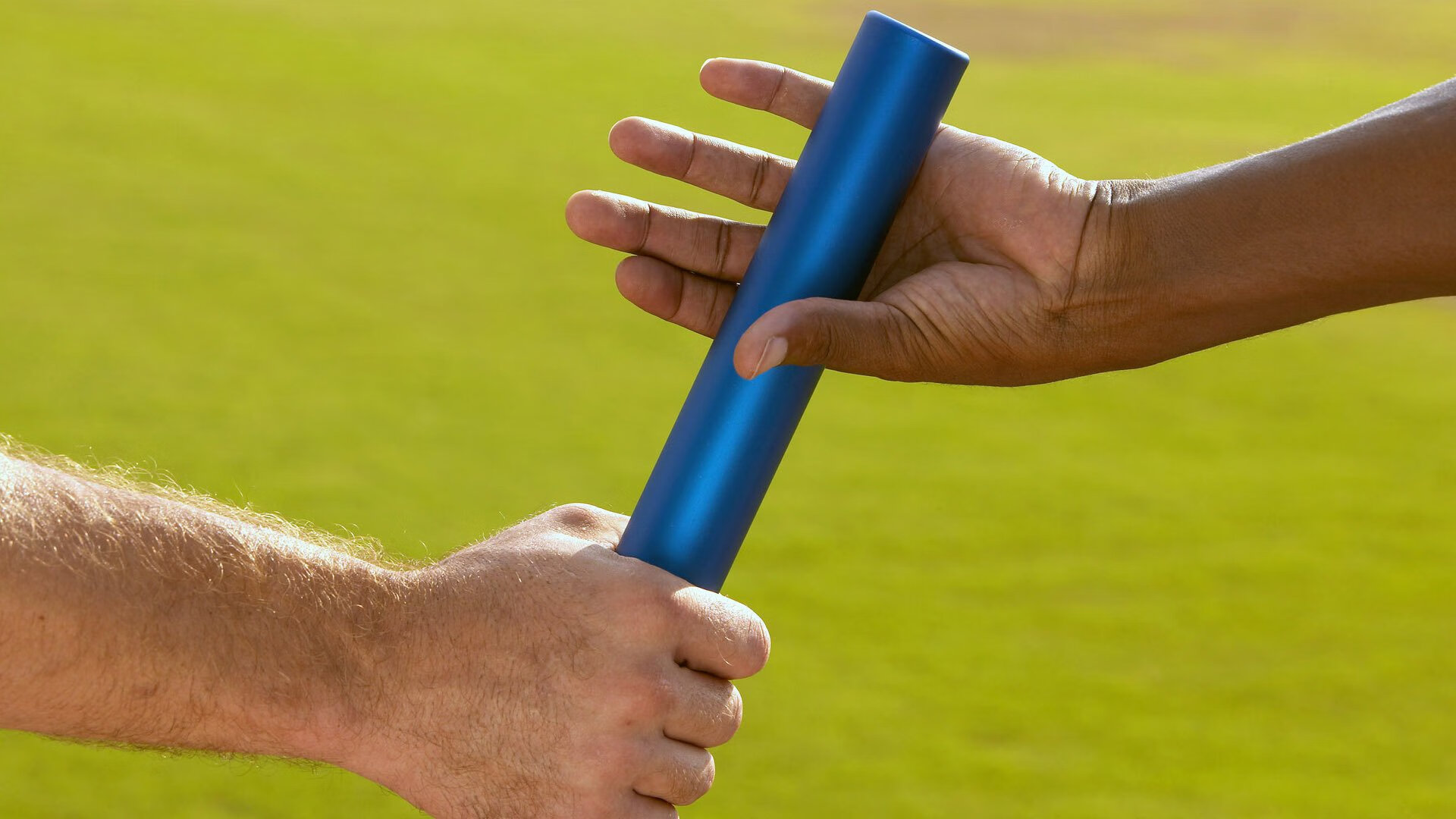 全国田径冬训营顺利开营,主力选手全力备战新赛季目标明确,田径冬训周期训练计划